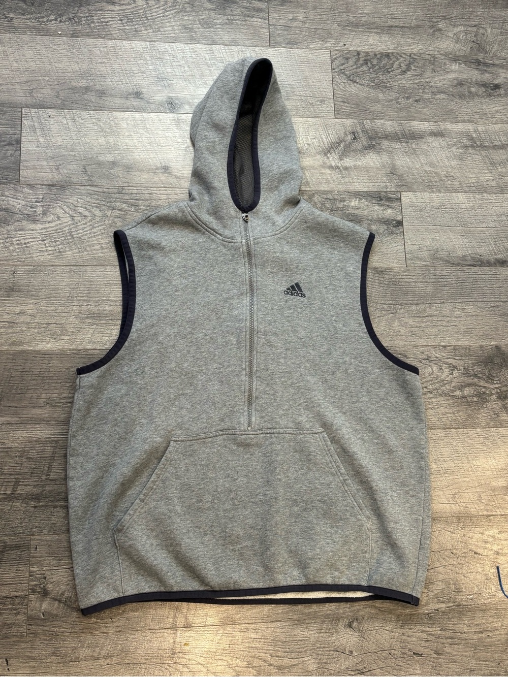 Vintage adidas Men's XL Gray Sleeveless Hoodie Zip Pullover Fleece Streetwear